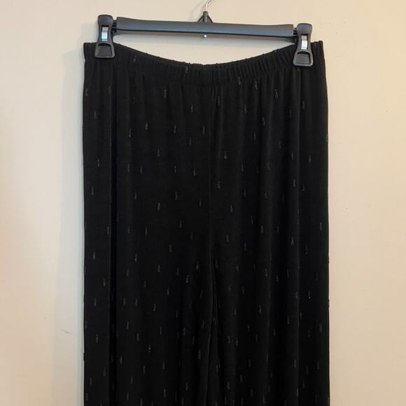 $11SALE!!! Chicos Travelers Wide Leg Black Beaded Stretch Dress Pants - Picture 2 of 6
